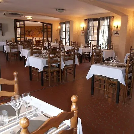 Logis Restaurant Le Du Roulier Hotel 3*
