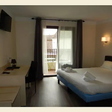 Logis Restaurant Le Du Roulier