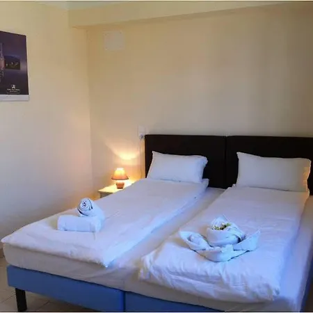 Hotel Logis Restaurant Le Du Roulier Capendu