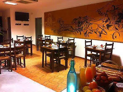 Hotel Logis Restaurant Le Du Roulier 3*